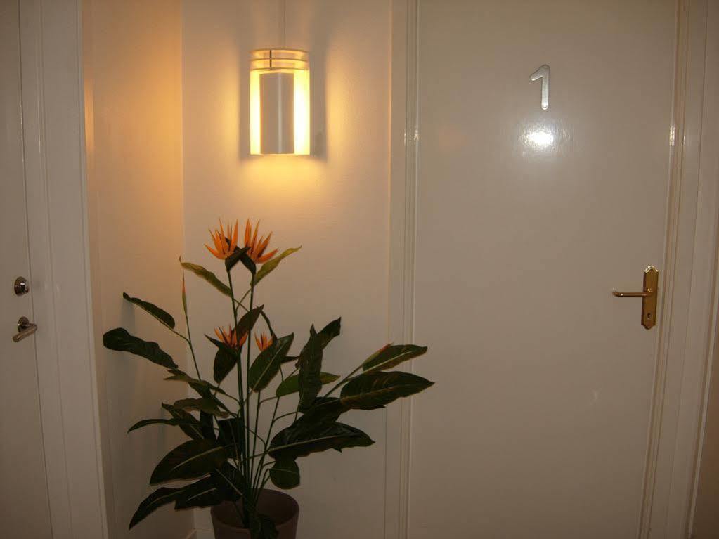 Oedeshoegs Hotell & Vandrarhem מראה חיצוני תמונה